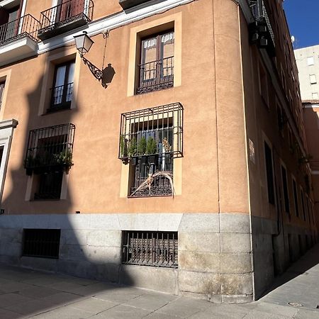 Dplace To Be - Amazing Apartments In Historic Center 马德里 外观 照片