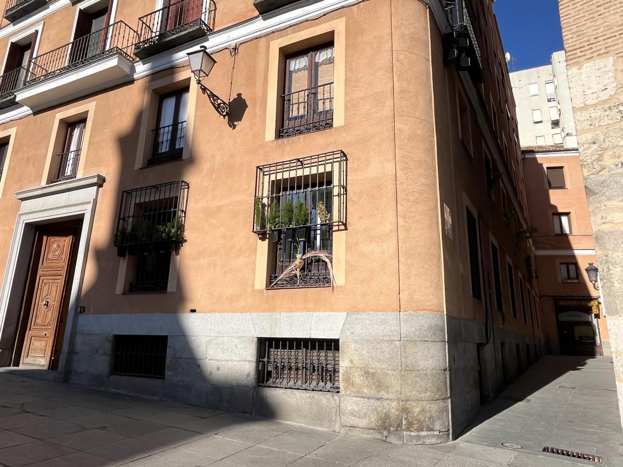 Dplace To Be - Amazing Apartments In Historic Center 马德里 外观 照片